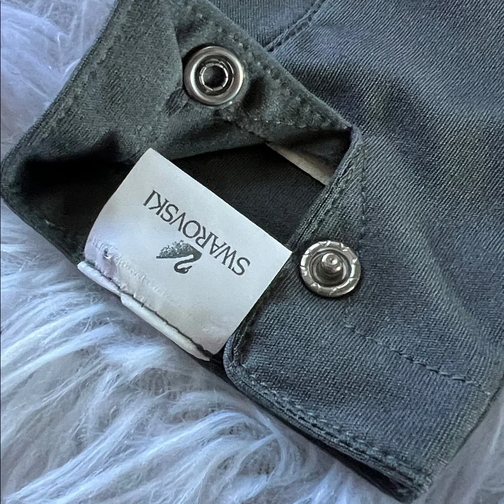 Swarovski Crystal Embellished Grey Gloves NWOT